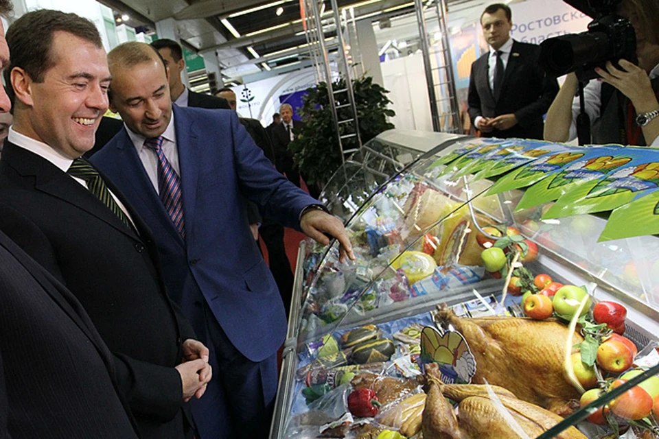 Медведев напомнил, что «долгое время наша страна никак не отвечала на санкции
