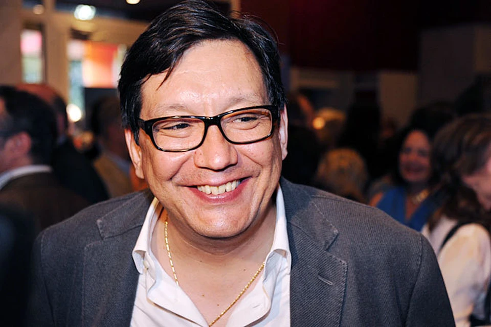 Среди чтецов много знаменитых людей. Например, Егор Кончаловский