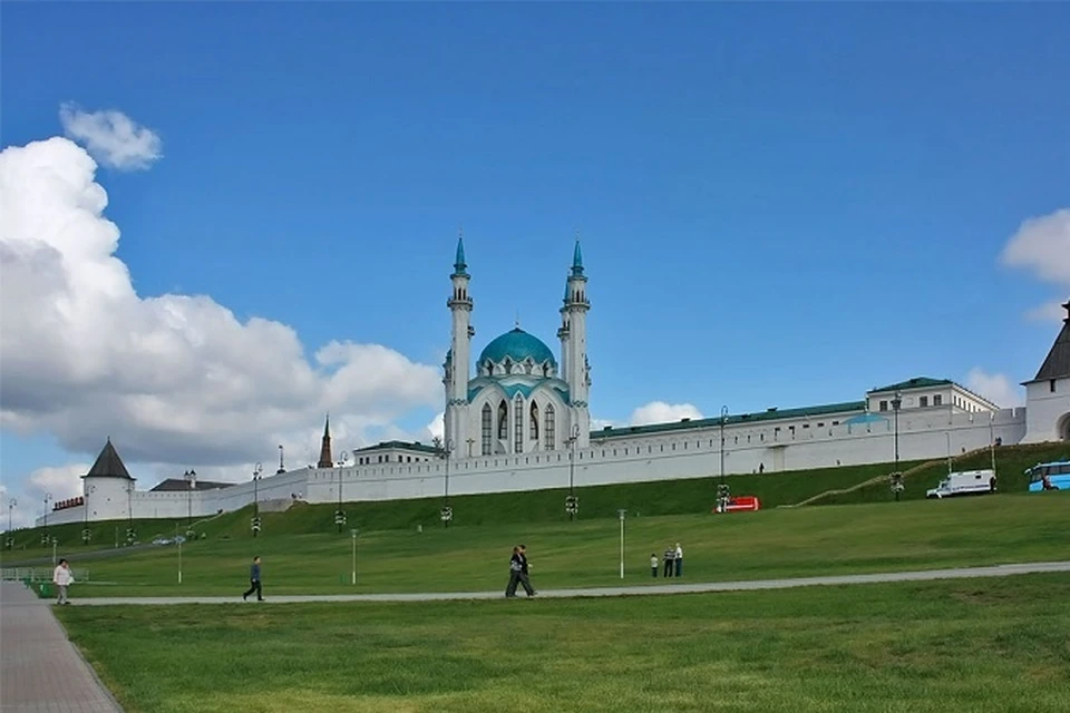 Площадь тысячелетия в казани