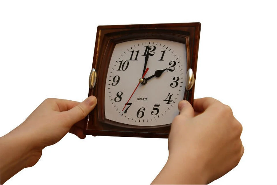 Жители сибирского села 30 лет назад устроили «забастовку» - с тех пор не переводили часы