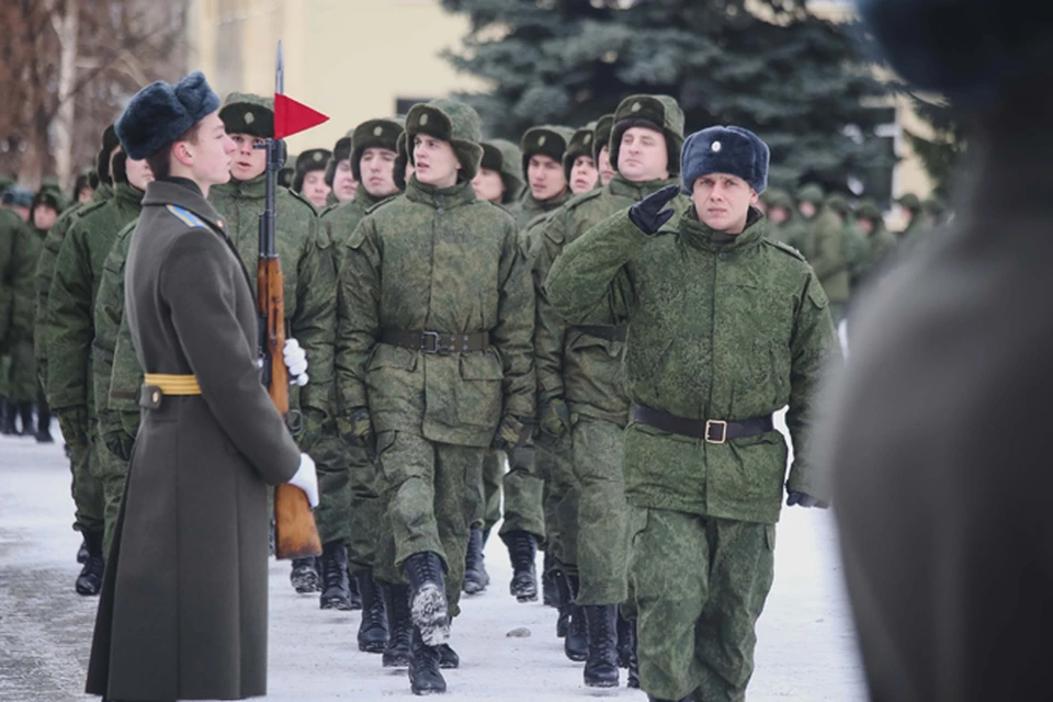 В корпусах легендарного челябинского военного вуза теперь учатся срочники