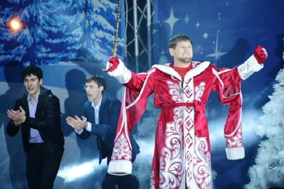 Рамзан Кадырв стал Дедом Морозом. Фото: Vk.com