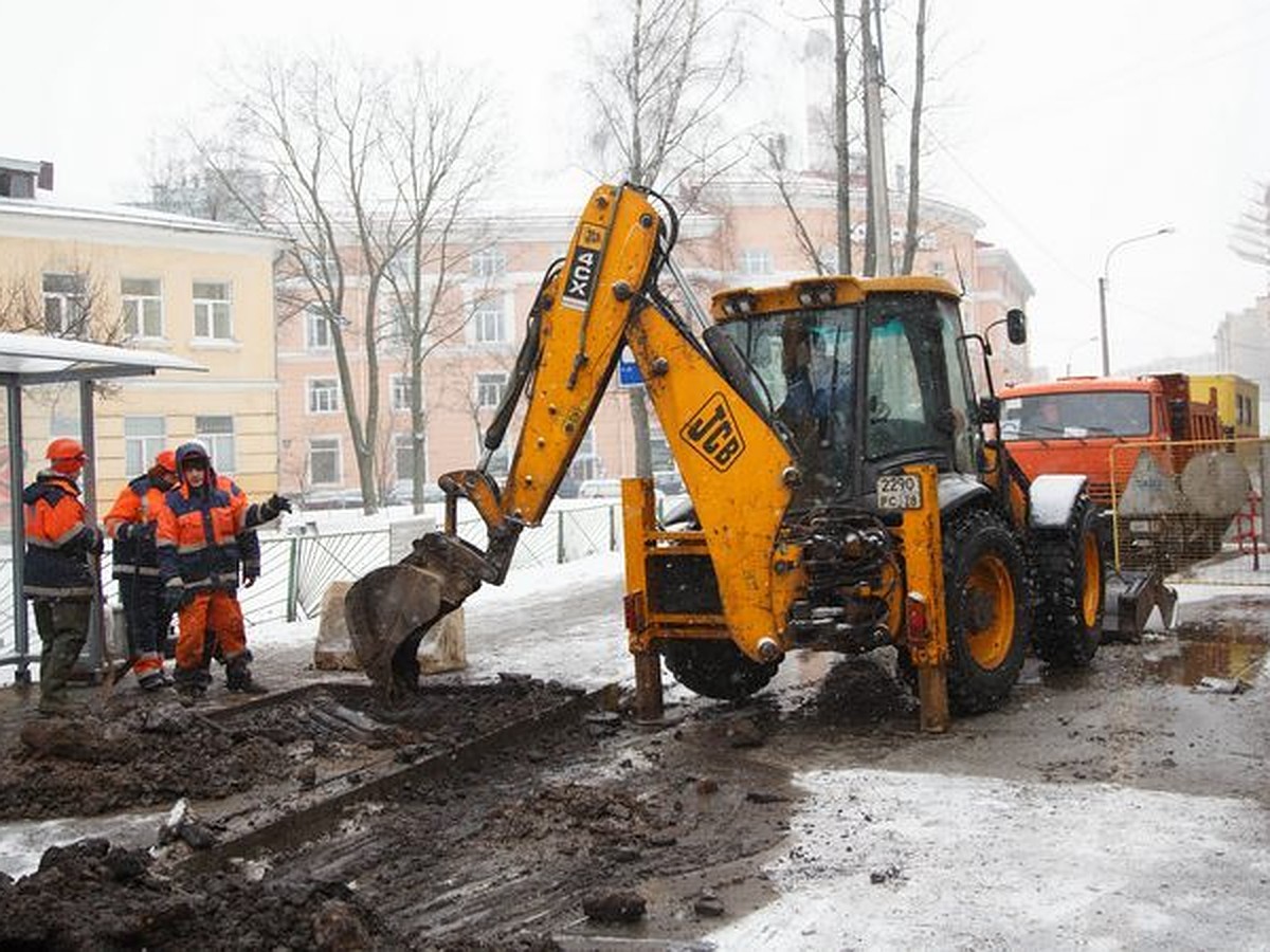 Рабочий “Водоканала”, напавший на фотографа КП: Сейчас бы твой нос уже был  сломан - KP.RU