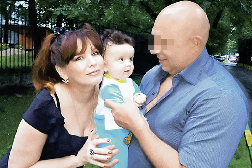 Гражданский муж Анны Лесниковой Юрий воспитывал Данилу как родного сына. И не догадывался, что мальчик - от Немцова.