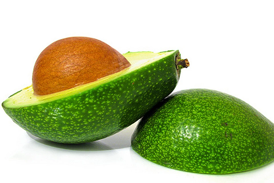 Действительно авокадо - удивительный продукт, который абсолютно не похож ни на какие другие фрукты