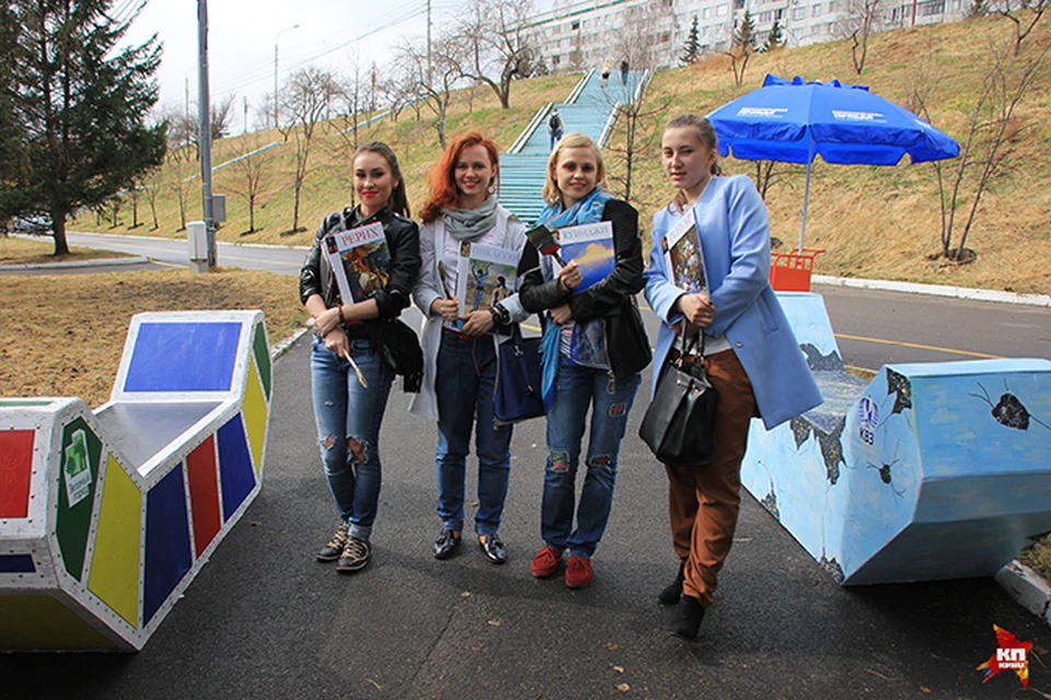 На набережной Красноярска появились арт-лавки