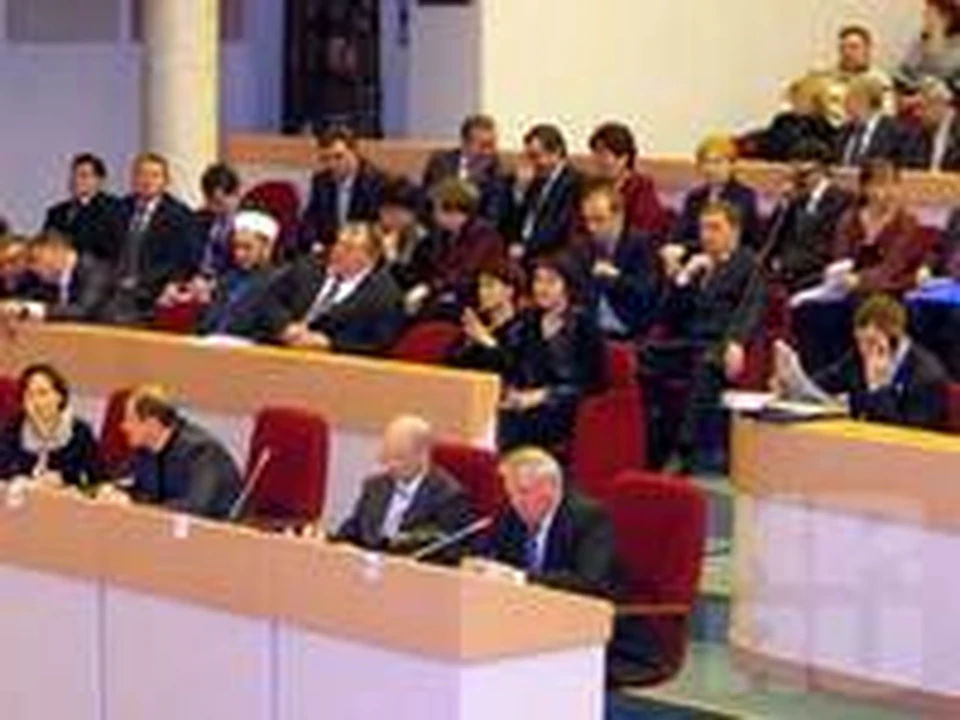 С начала кризиса саратовских чиновников стало больше на 455 человек
