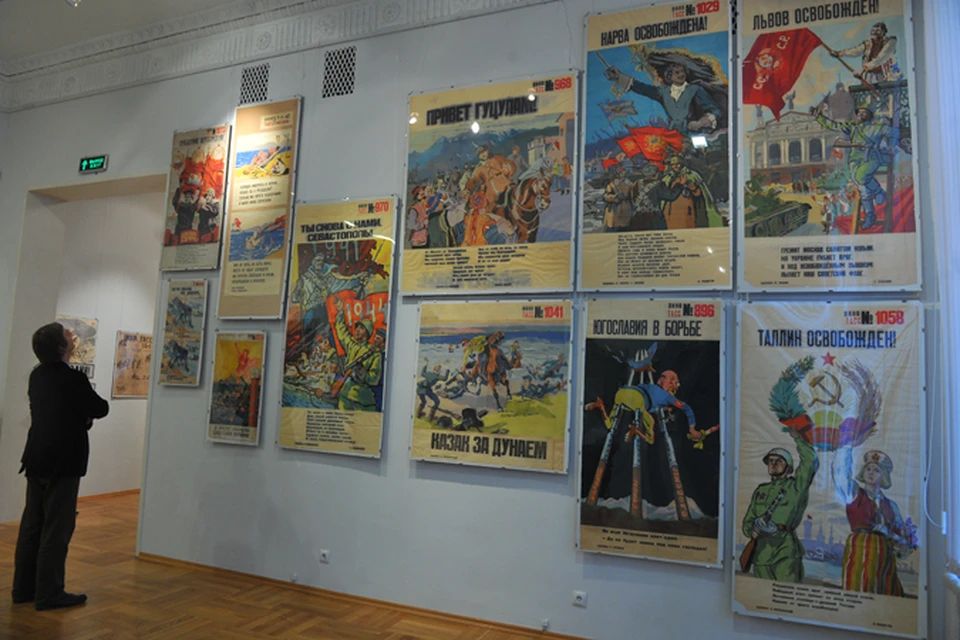 Выставка «Искусство — оружие Победы» работает в областном музее искусств