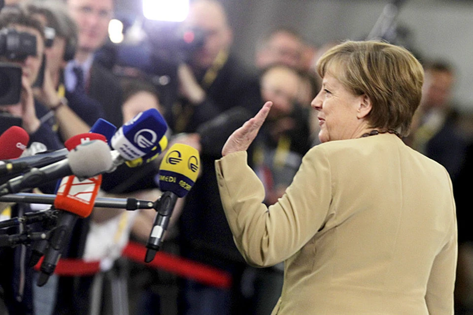 А лидеры ЕС во главе с Ангелой Меркель прямо говорили: в ближайшее время ни грузинов, ни украинцев в Европе видеть никто не хочет