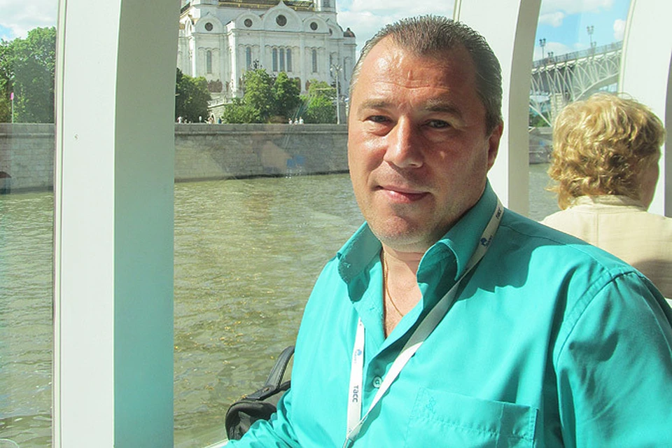 Юрий Юров во время теплоходной поездки по Москве-реке. Фото: Личный архив