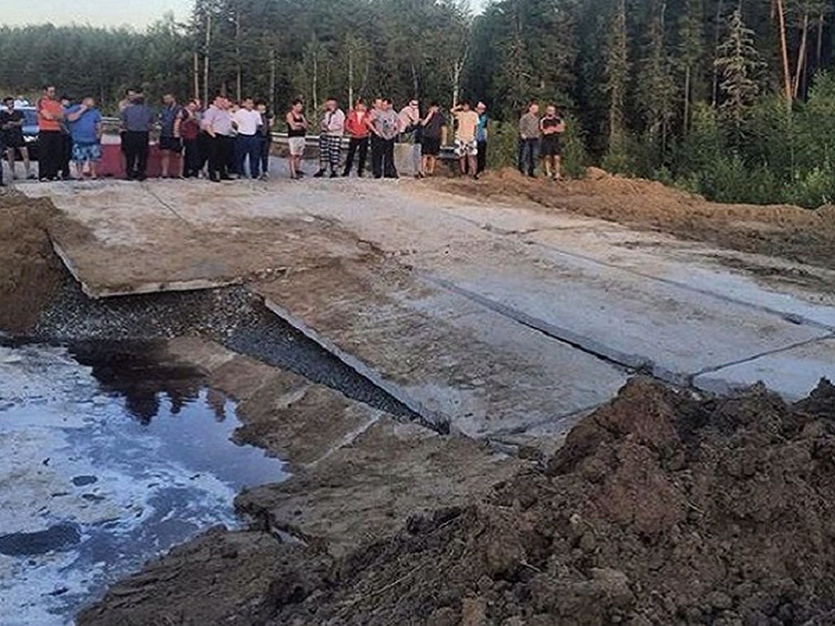 Федеральная трасса Тюмень-Ханты-Мансийск вновь закрыта. Теперь на трое  суток - KP.RU