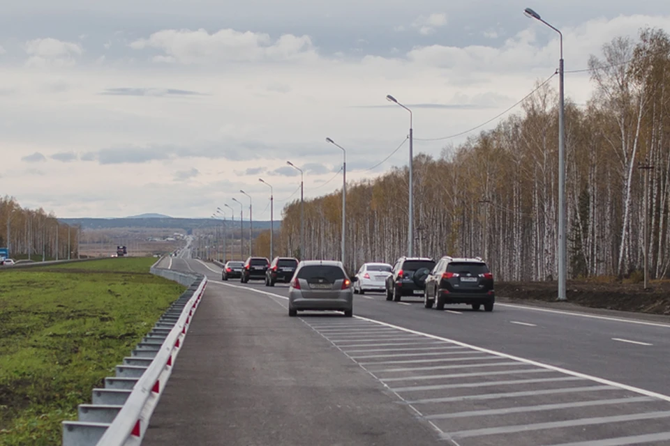 Челябинской области подарили 10 километров отличной дороги