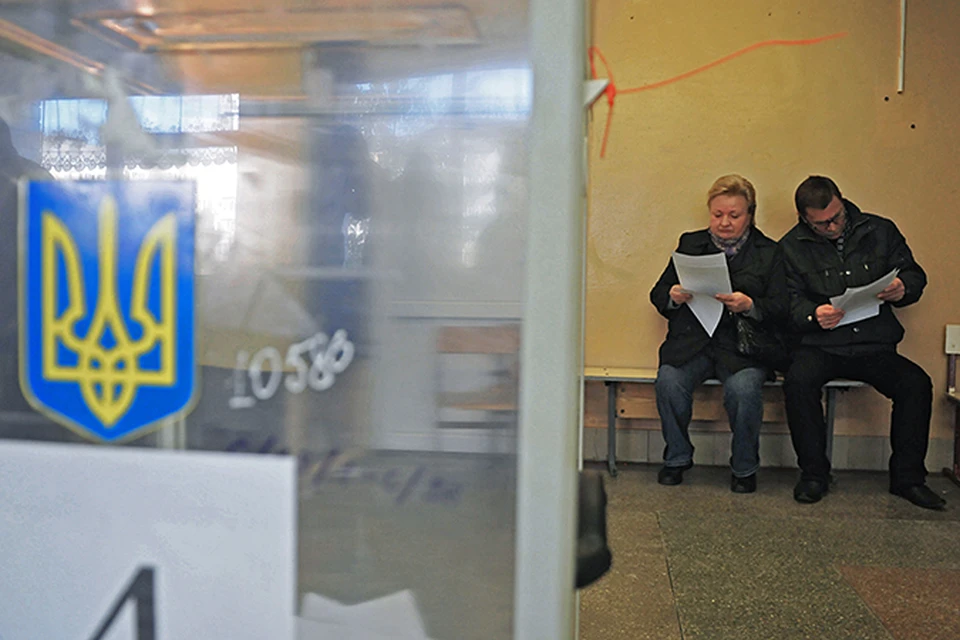 Явка на выборах превысила 37%, В горсовет Марицуполя прошли всего две партии