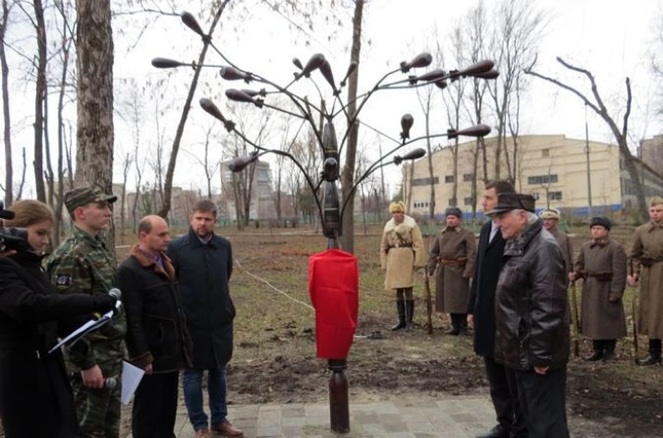 В память о Неизвестном солдате в донской столице появилось «Древо Памяти и Победы»