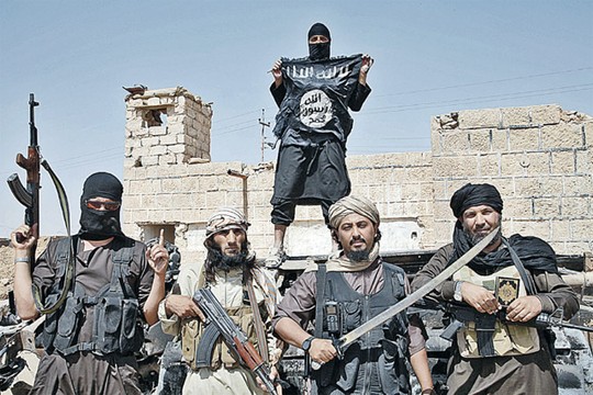 Больше половины боевиков ИГ, воюющих в Сирии и Ираке, - это гастролеры, понаехавшие со всего мира. По сути, это пиратский интернационал XXI века.