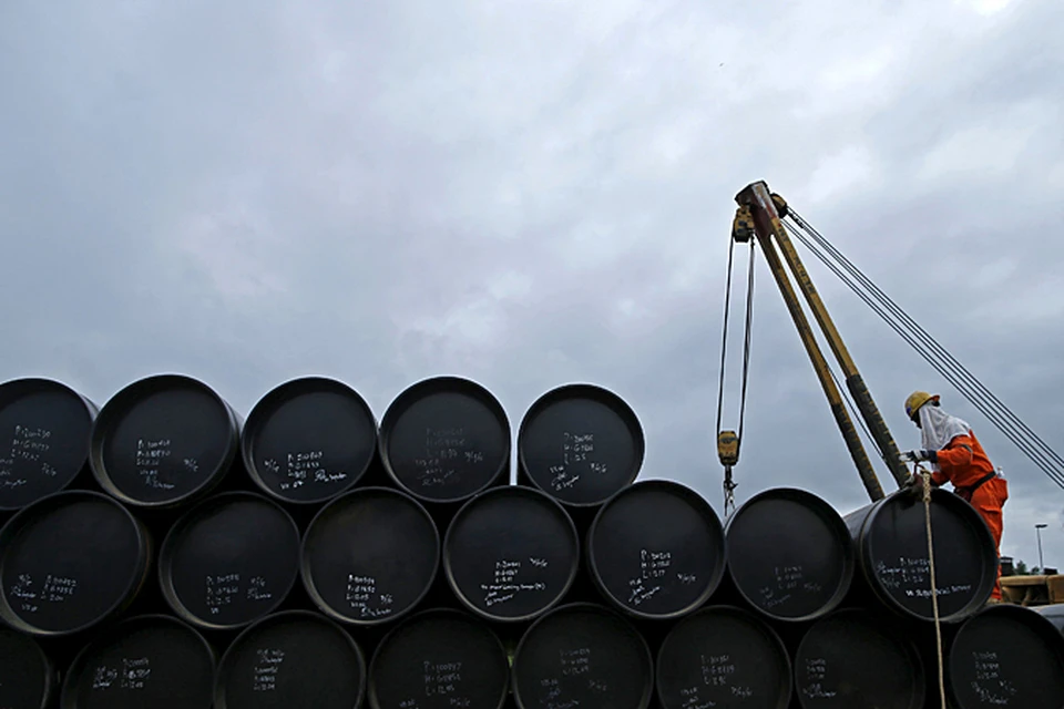 Сегодня стоимости барреля нефти переваливала за 38 долларов. По нынешним меркам - это немало