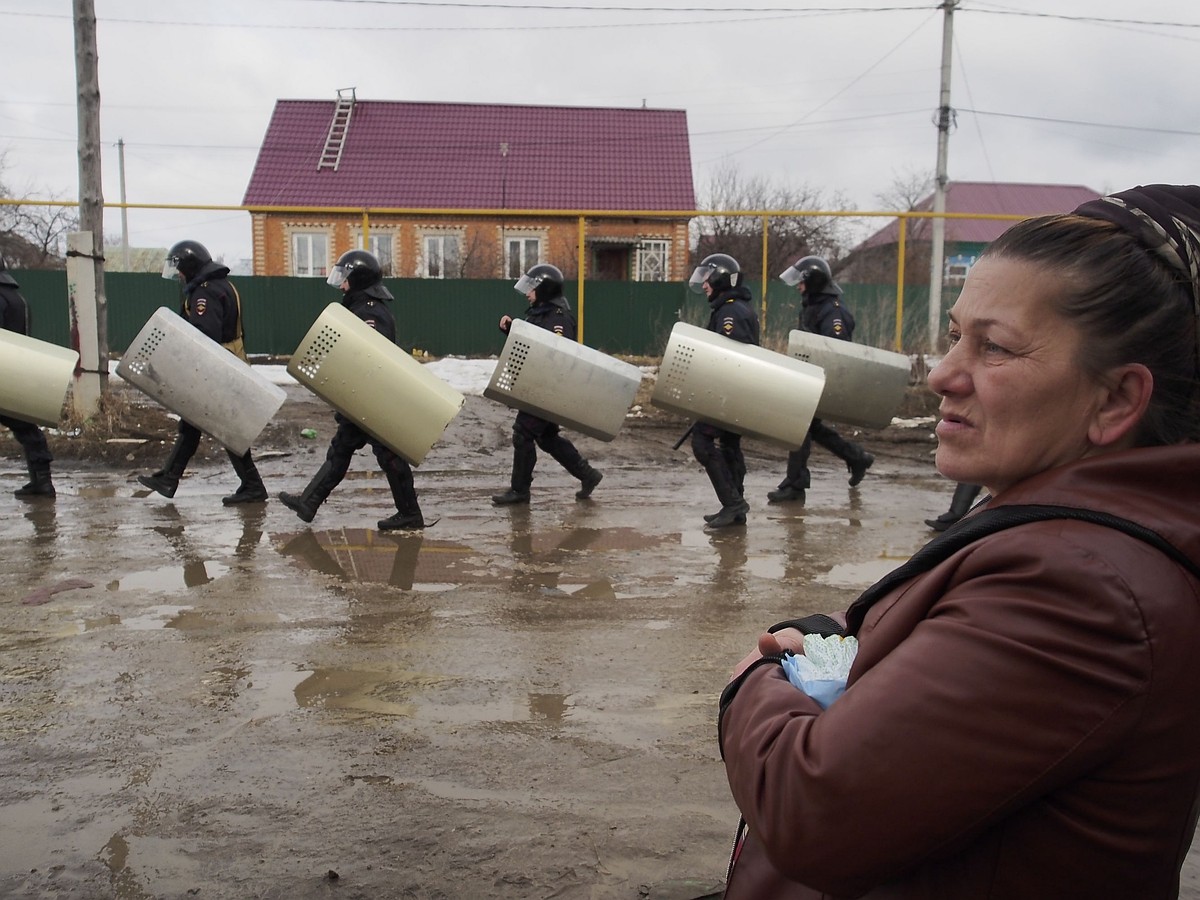 Дата сноса домов цыган в Плеханово пока не определена - KP.RU