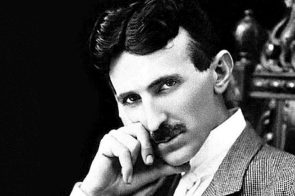 Своего равнодушия к женскому полу симпатяга Тесла никогда не скрывал, при этом гомосексуалистом тоже не был