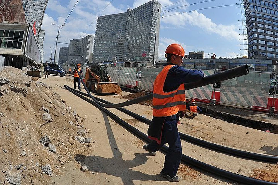 В столице продолжаются масштабные работы по реконструкции главных улиц.