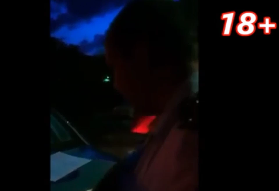 Жительница Асбеста обвиняет полицейского в избиении. Фото; скриншот из видео "Народное телевидение Асбеста"