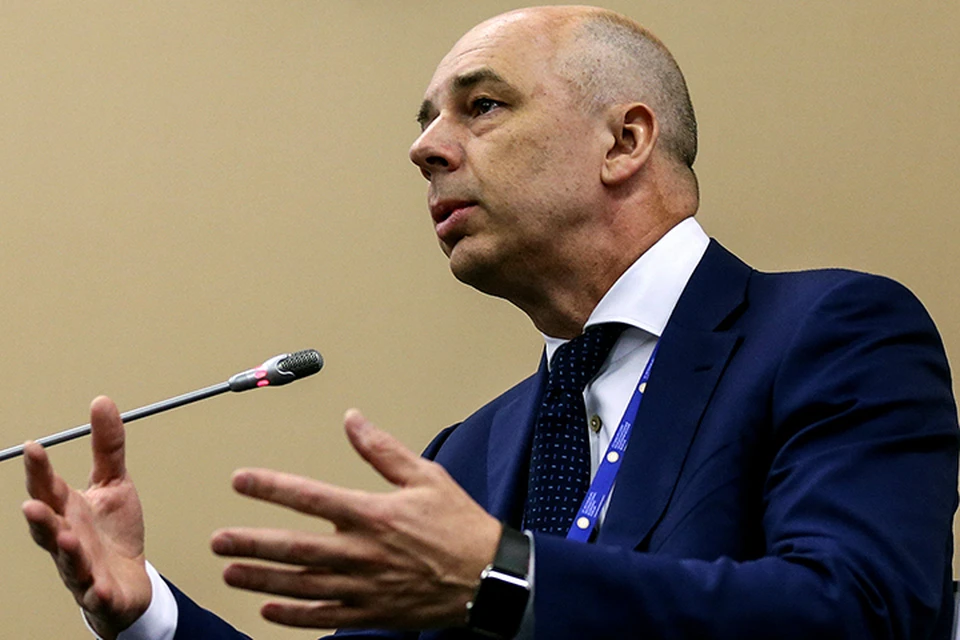По словам Антона Силуанова, власти в следующем году хотят сократить на 5% незащищенные статьи бюджета