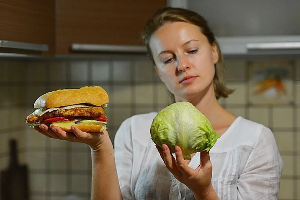 Влияние жирной еды на повышение уровня холестерина в организме преувеличено?