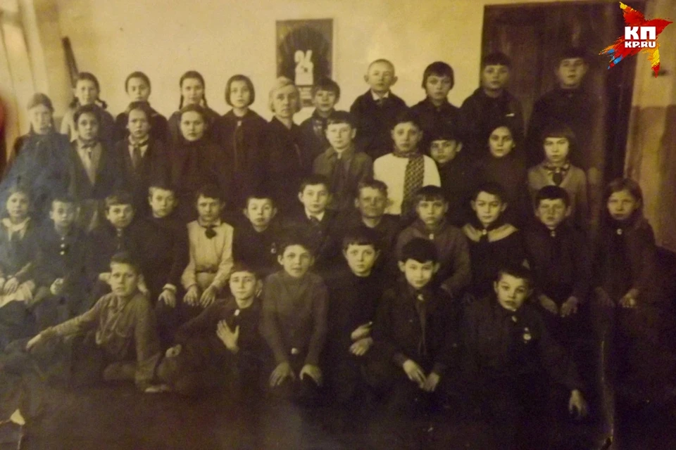 Фотографию 1942 года Вячеслав Пономарёв хранил всю жизнь. Фото: из архива Елены Гореловой