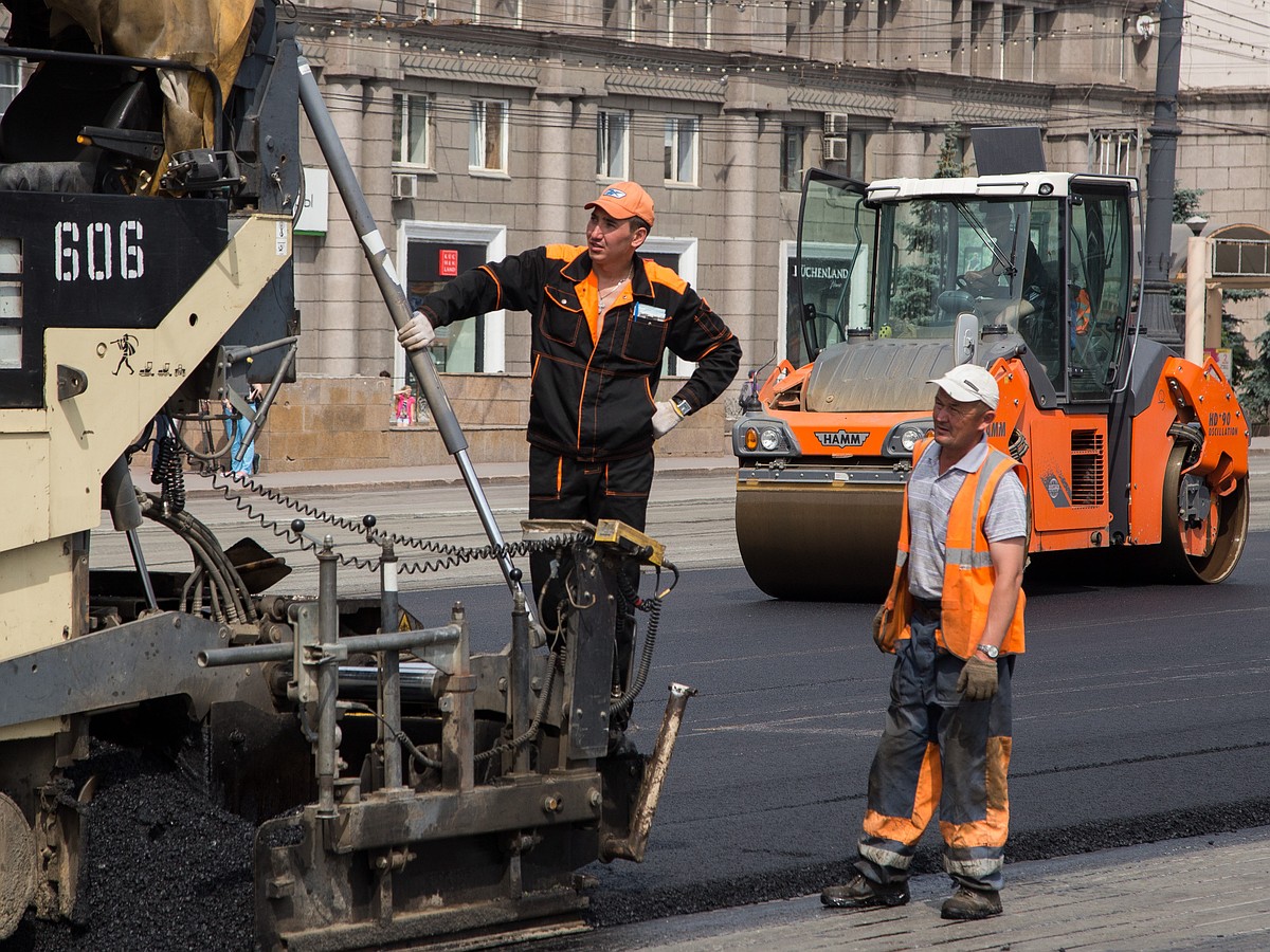 В Челябинске отремонтировано почти 600 тысяч квадратных метров дорог - KP.RU