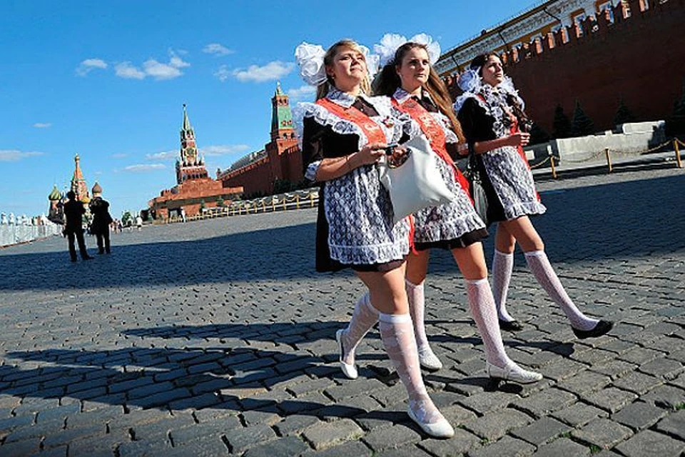92% родителей российских школьников отметили, что поддерживают введение формы в учебных заведениях.