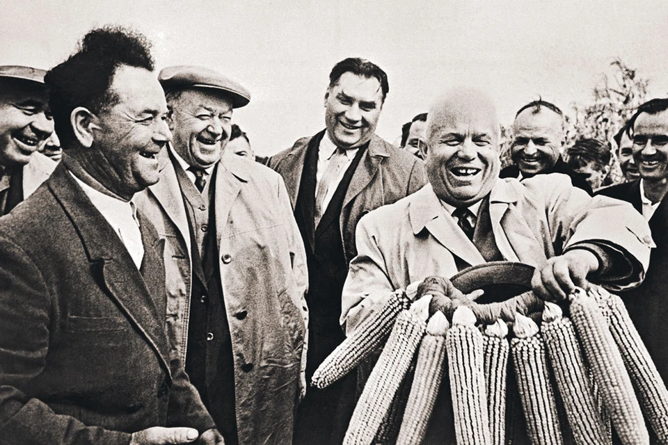 Народу Хрущев запомнился кукурузой и обещанием показать «кузькину мать». Но это все-таки не главные его заслуги. Фото: РИА Новости