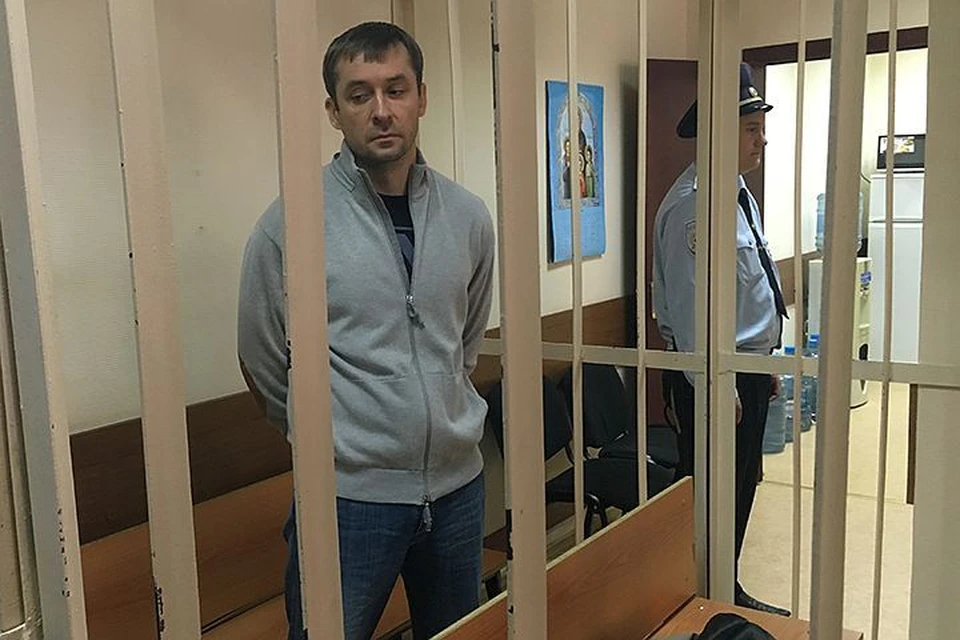 Адвокат Дмитрия Захарченко подтвердил подлинность его интервью «КП» из-за решетки Изолятора временного содержания.