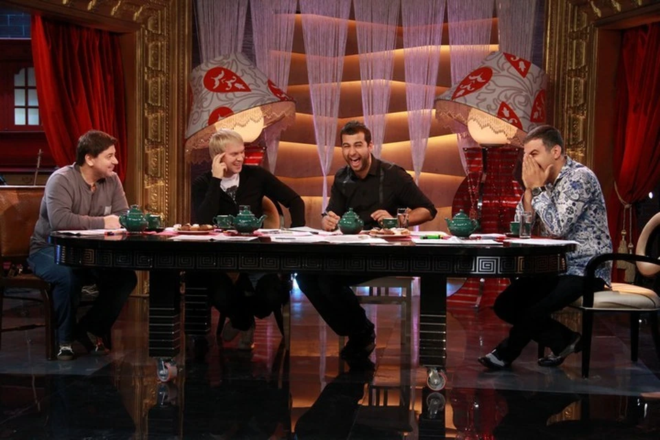 Прожекторперисхилтон киркоров. Прожекторперисхилтон телепередача. Прожекторперисхилтон киркоров. Цекало светлаков ургант мартиросян. Прожекторперисхилтон все выпуски лучшие.