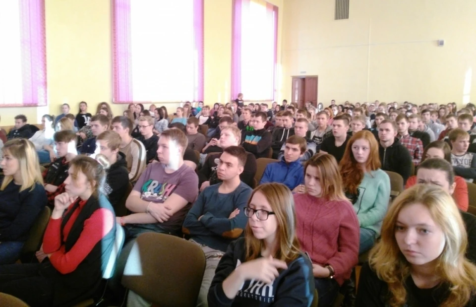 Студенты ярославского колледжа на краш-курсе.