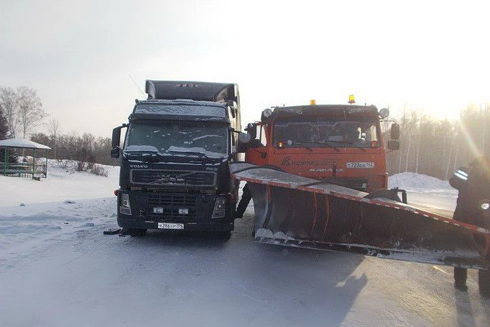 В морозные дни с 15 по 21 ноября дорожники оказали помощь 65 водителям на трассах «Сибуправтодора».