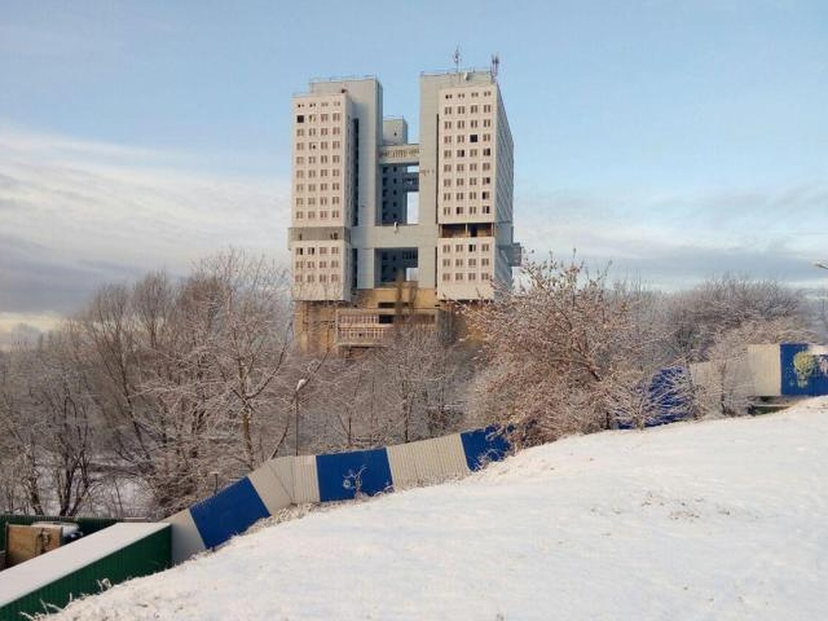 Главный архитектор Калининграда: Дом Советов выдержит даже прямое попадание  ядерной бомбы - KP.RU