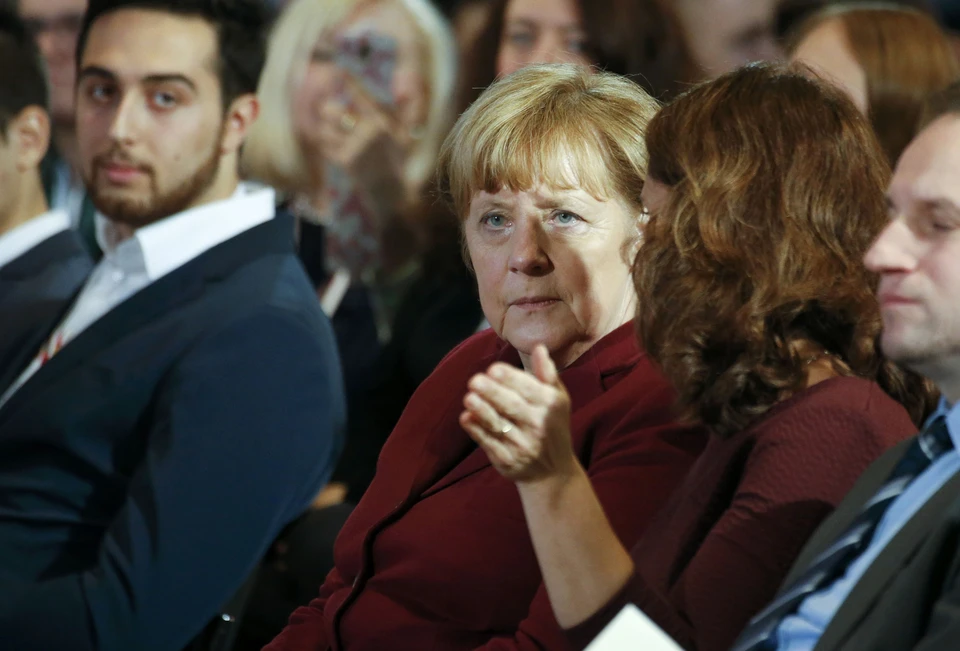 После атаки на рождественскую ярмарку в центре Берлина Ангелу Меркель вновь обвиняют в бездарной миграционной политике.