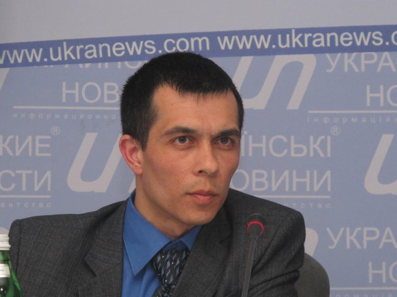 Суд оставил адвоката под стражей на 10 дней. Фото: Emil Kurbedinov/Фейсбук