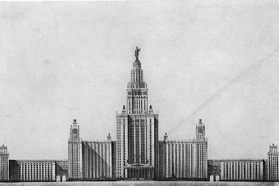 Предлагалось поставить на крышу университета скульптуры Ленина, Ломоносова или фигуру рабочего