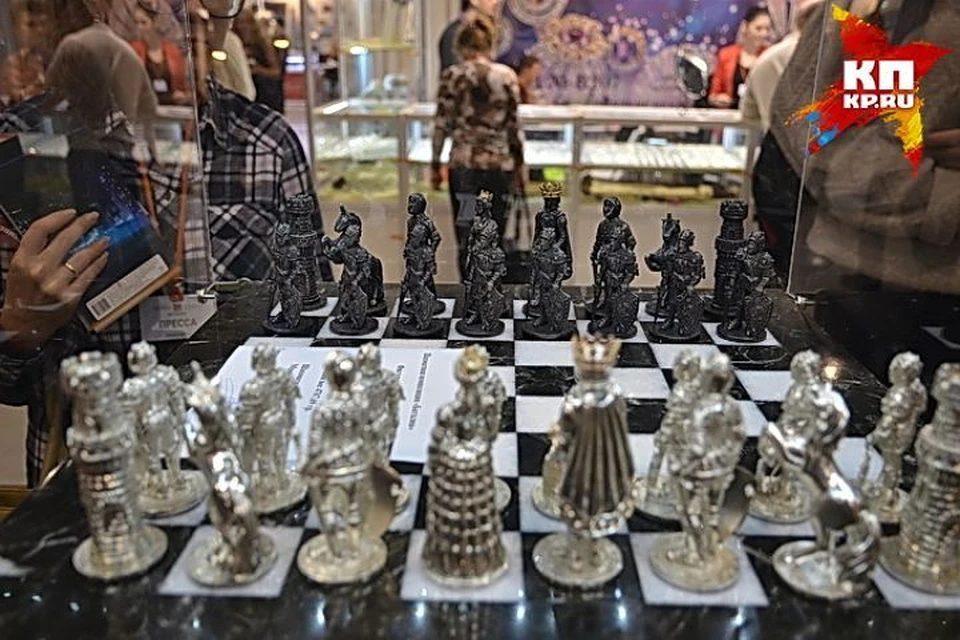 В 2014 году эти шахматы были признаны самыми дорогими в России