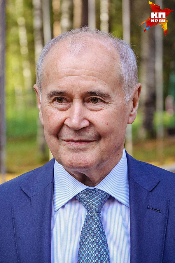 ЛОК «Заря» благодарит руководство завода «Купол» и лично Генерального директора Фаниля Зиятдинова за помощь в развития лагеря!