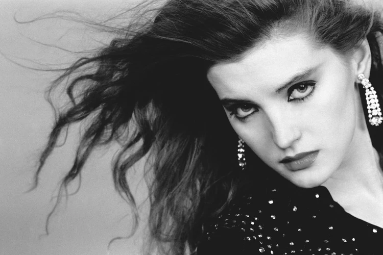 Sex Mom with Son Russian ni onlayn tomosha qiling (yangi) xotinining katta kokraklari