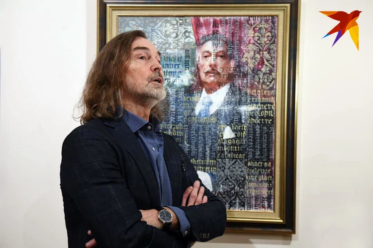 Желіде оның пенисіне заттарды енгізу видеосы