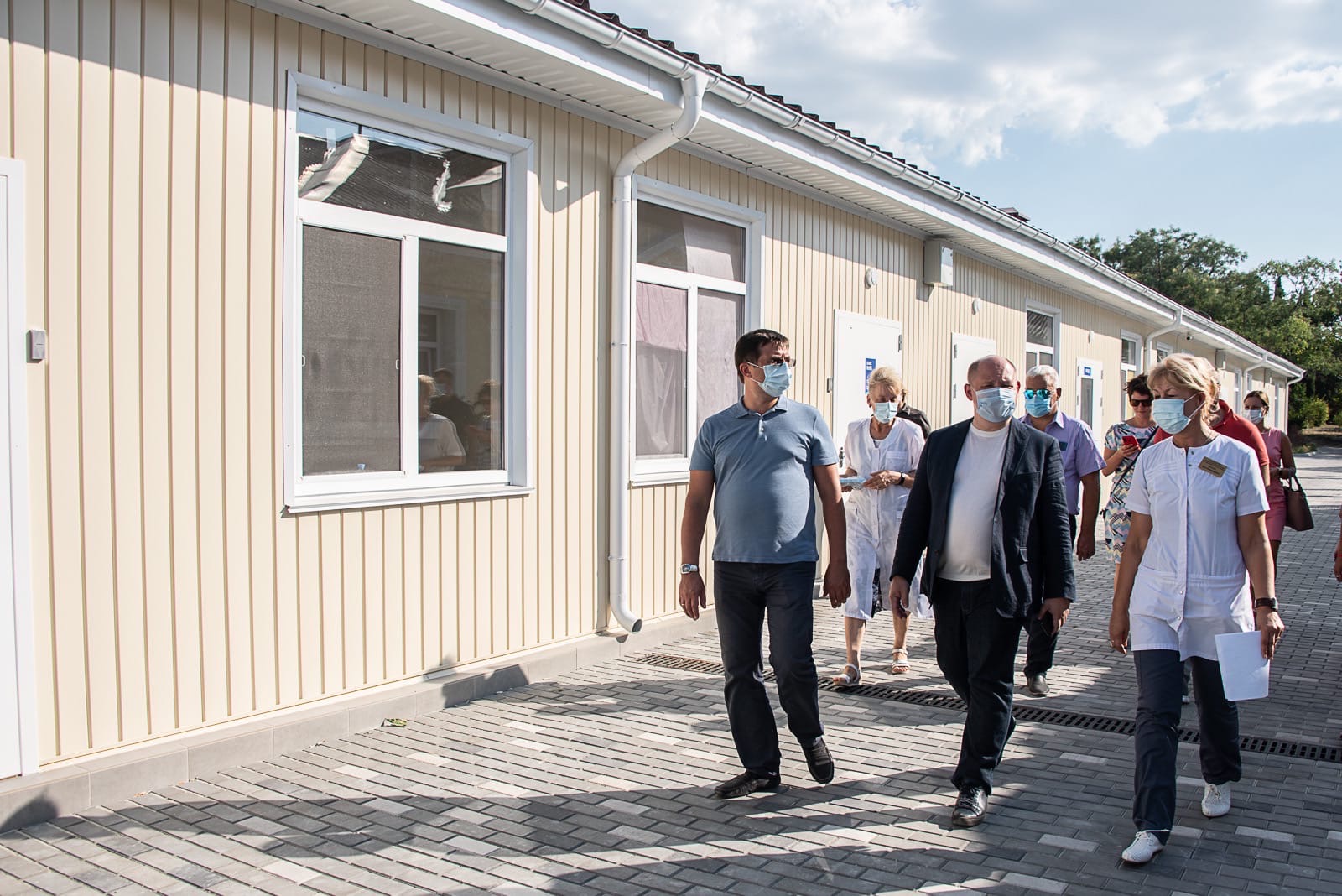 Врио губернатора Севастополя Михаил Развожаев посетил с рабочим визитом городские больницы