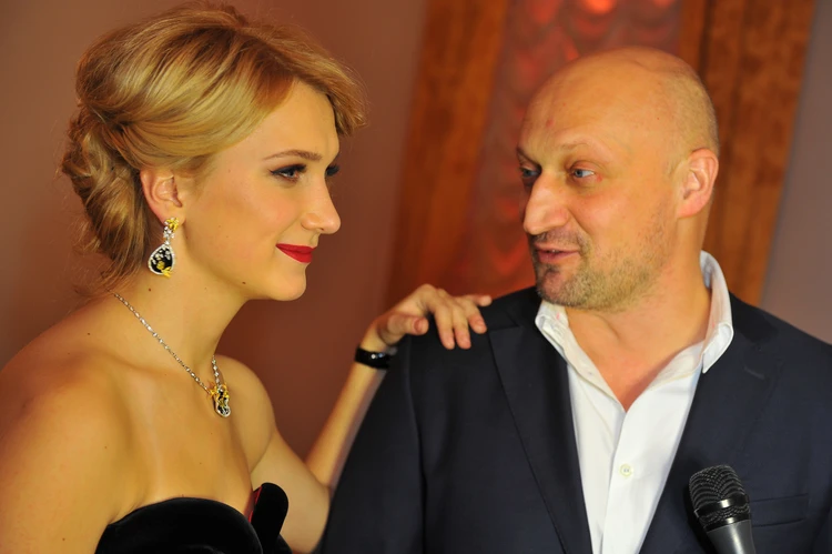 Я не был готов к семейной жизни. Погряз в соблазнах": Гоша Куценко высказался о разрыве с Марией Порошиной - KP.RU