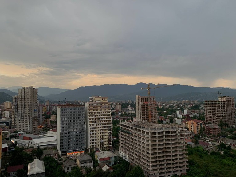 В Батуми очень много строек. Фото: личный архив героев