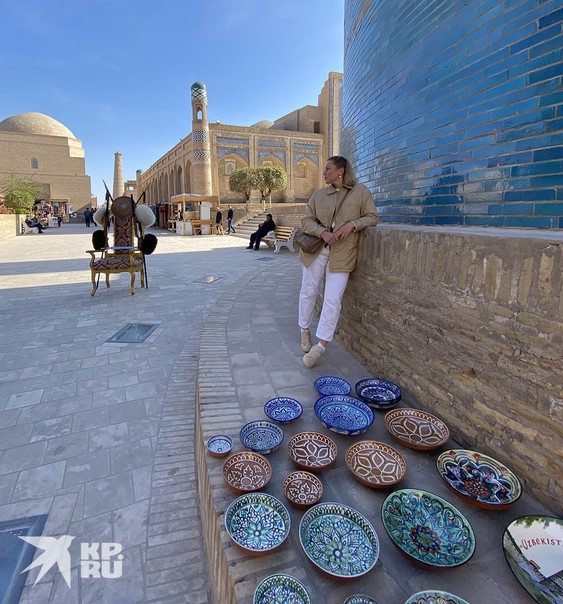 Древняя Хива. Недостроенный минарет Кальта-Минар. По задумке он должен был быть 76 метров в высоту.