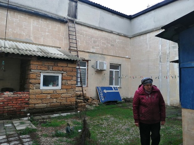 Во внутреннем дворике раньше был мраморный фонтан.