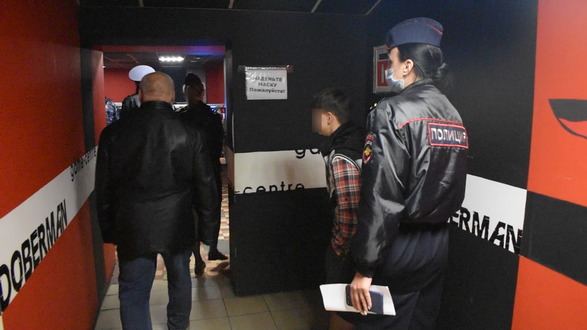 Подросток собирался просидеть в компьютерном клубе еще пару часов.