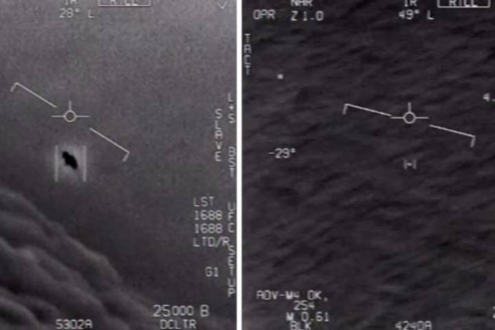 Právě s takovými výstřely začalo současné pandemonium. Na fotografii jsou UFO, která američtí piloti pronásledují od roku 2004. Záběry byly promítnuty na slyšení v americkém Kongresu.