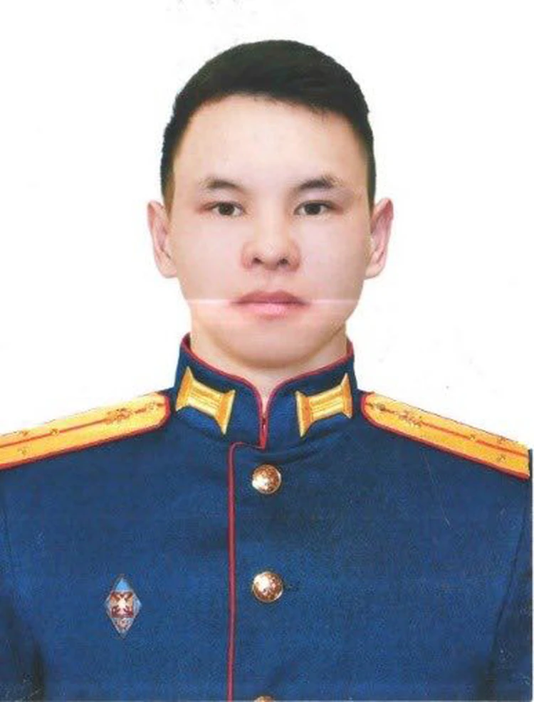Старший лейтенант Ержан ШАПЕНОВ